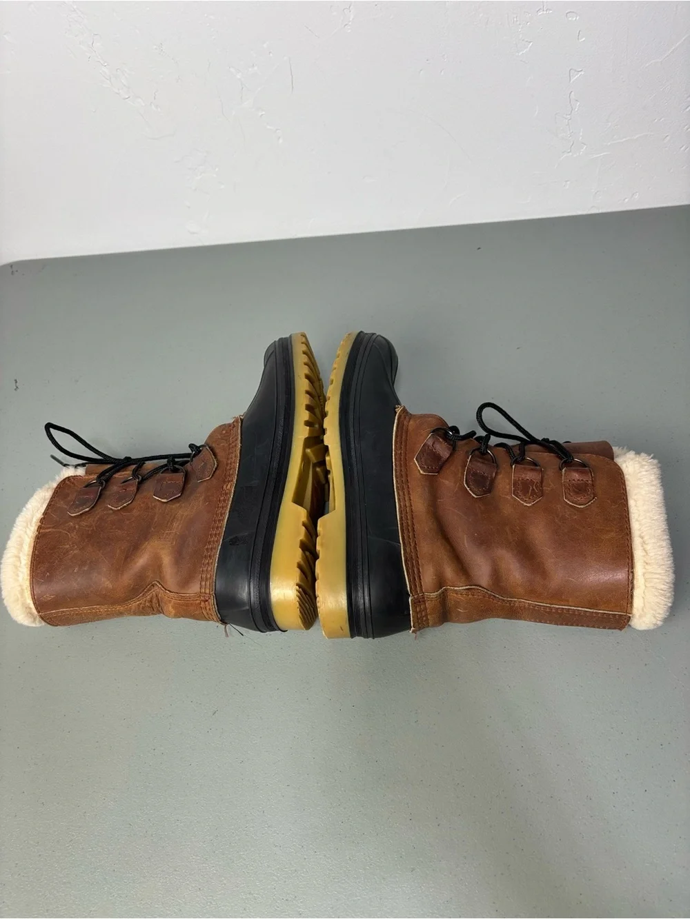 Kamik Everest Women's Snow Boot Winter Shearling Size 9M Leather Duck Boot Brown
